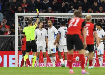 احتفال “مريب” ينتهي بطرد لاعب إسرائيلي أمام النمسا