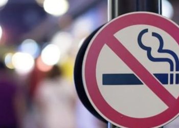 رئيس الوزراء يوجه بإغلاق منشآت تقدم الأرجيلة أو التبغ لمن هم دون 18 عاما