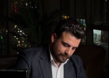 جنرال الجيل الجديد ماذا تقول رسالة التغيير في رئاسة الأركان؟