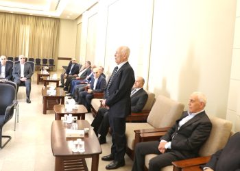مندوبا عن الملك وولي العهد.. العيسوي يعزي السلفيتي والملكاوي والعبيدات
