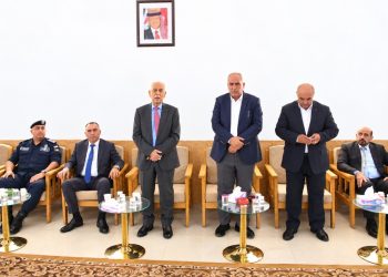 مندوبا عن الملك وولي العهد… العيسوي يعزي عشيرتي الخوالدة والمرازيق