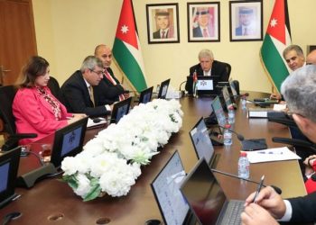 وزير النقل يبحث شمول العاملين عبر التطبيقات بالضمان الاجتماعي