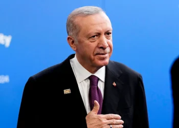أردوغان يعتزم الترشح لرئاسة تركيا في 2028