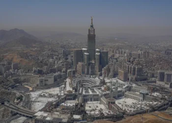 الدفاعات السعودية اعترضت مسيّرة حوثية حاولت دخول أجواء مكة ودمرتها