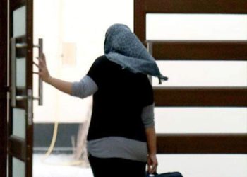 وزير العمل يشكل لجنتي تفتيش لمتابعة هروب العاملات في المنازل
