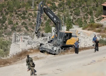 بتسيلم: إسرائيل تتبع نظام الإبادة الجماعية في غزة والفصل العنصري بالضفة الغربية