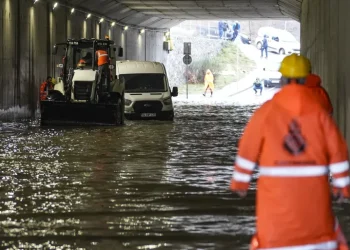 تركيا: اعلان الإنذار البرتقالي للأحوال الجوية في 5 ولايات بينها إسطنبول