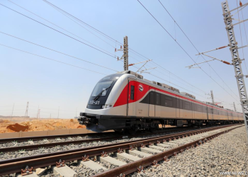 الإعلان عن مشروع قطار كهربائي بين مجمع المحطة ومطار الملكة علياء بطول 37 كم