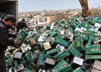 الغذاء والدواء: نحقق بشأن العثور على تنكات زيت فارغة واحتمالية استخدامها للغش