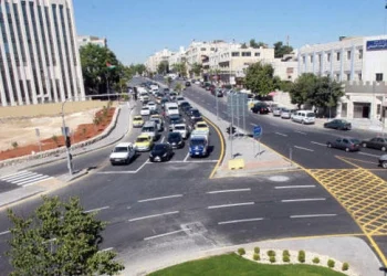 أمانة عمّان تواصل صيانة الأنفاق وتنفذ تحسينات مرورية على الدوار الثامن