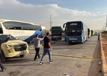 الجانب السوري يسمح لمواطنيه بالعودة من الأردن عبر معبر نصيب