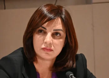 ملك المغرب يعفي وزيرة بعد يومين من تعيين الحكومة