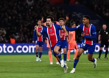 باريس سان جيرمان يهزم برشلونة برباعية في دوري أبطال أوروبا