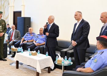 مندوبا عن الملك وولي العهد.. العيسوي يعزي المبيضين والعلوان وخبيص
