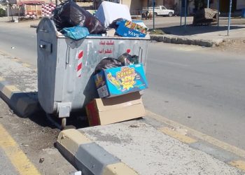 القطرانة تغرق بالنفايات لليوم السادس.. إضراب عمال البلدية يفاقم الأزمة